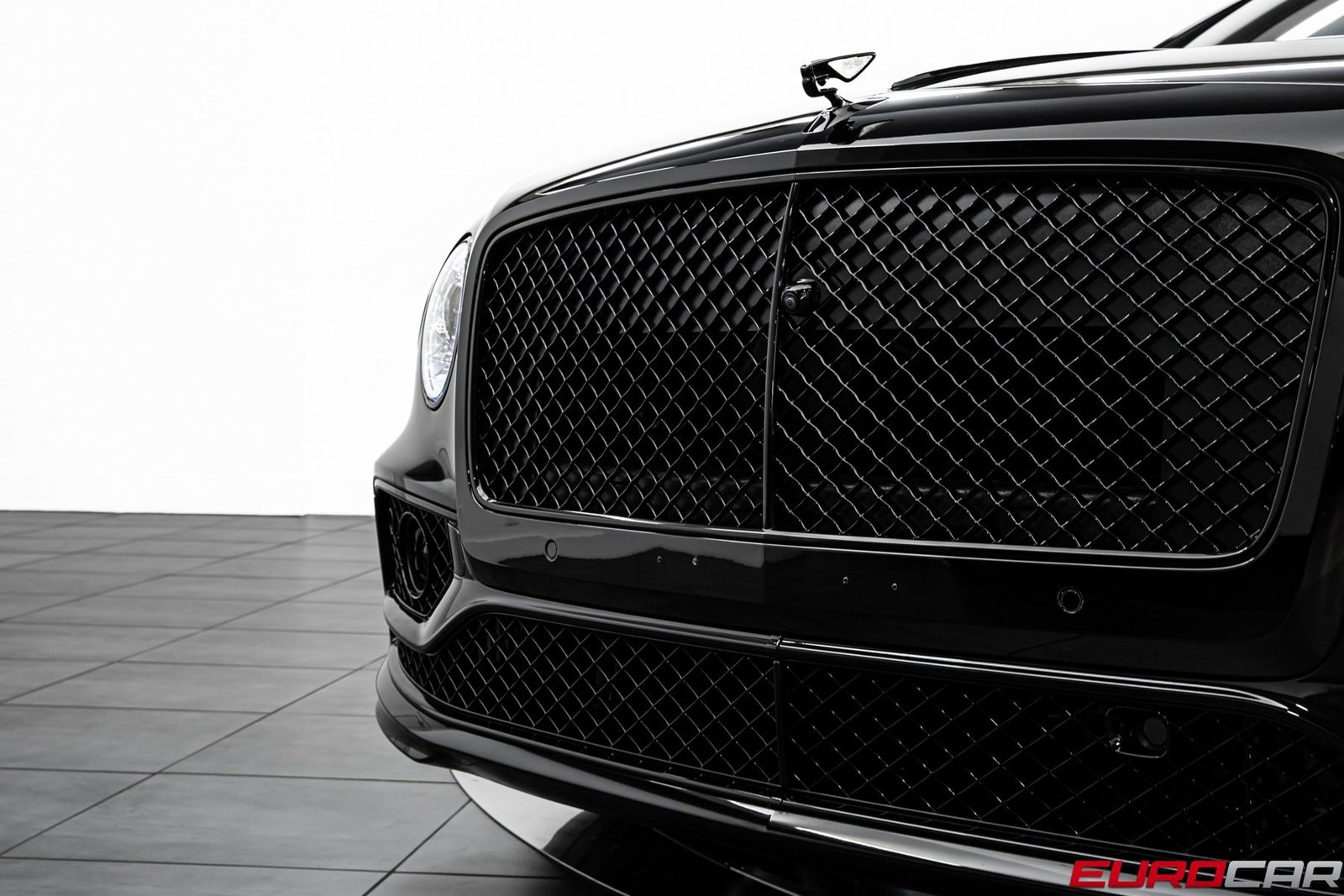 Used 2024 Bentley Flying Spur W12 image 11