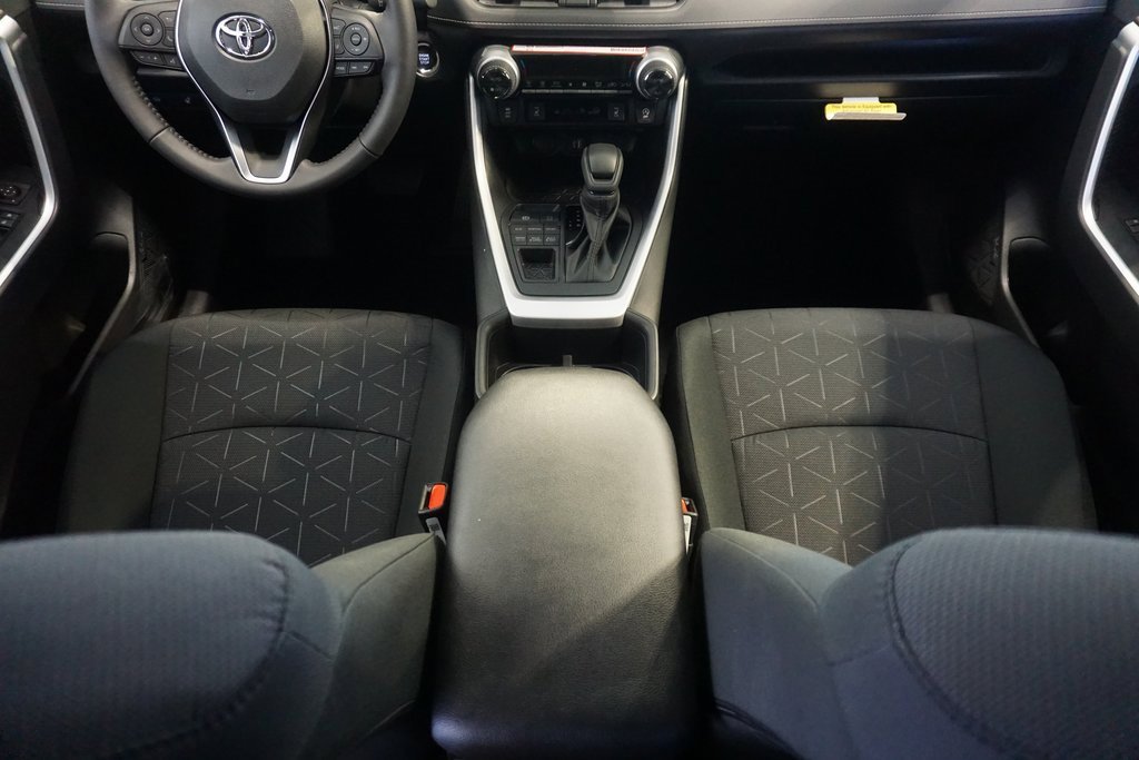 New 2025 Toyota RAV4 XLE image 32