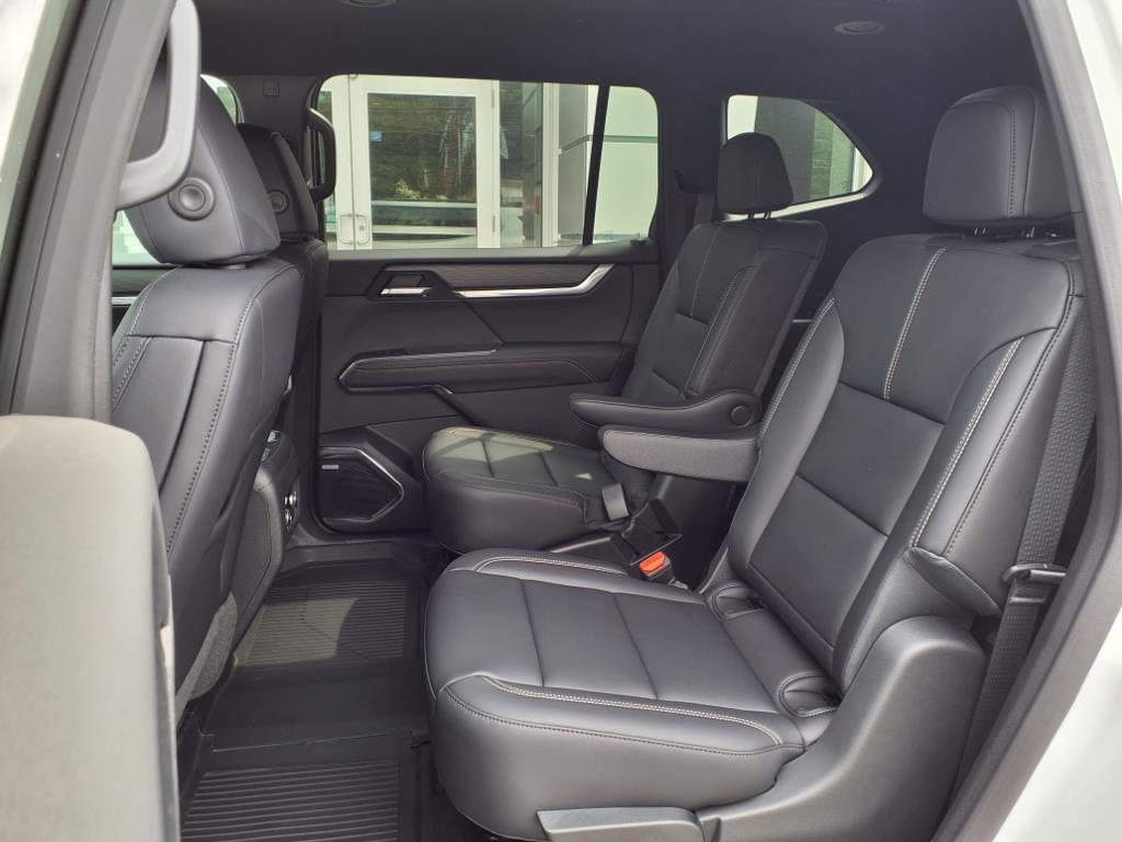 New 2025 GMC Acadia Elevation w/ Elevation Premium Package FWD image 9