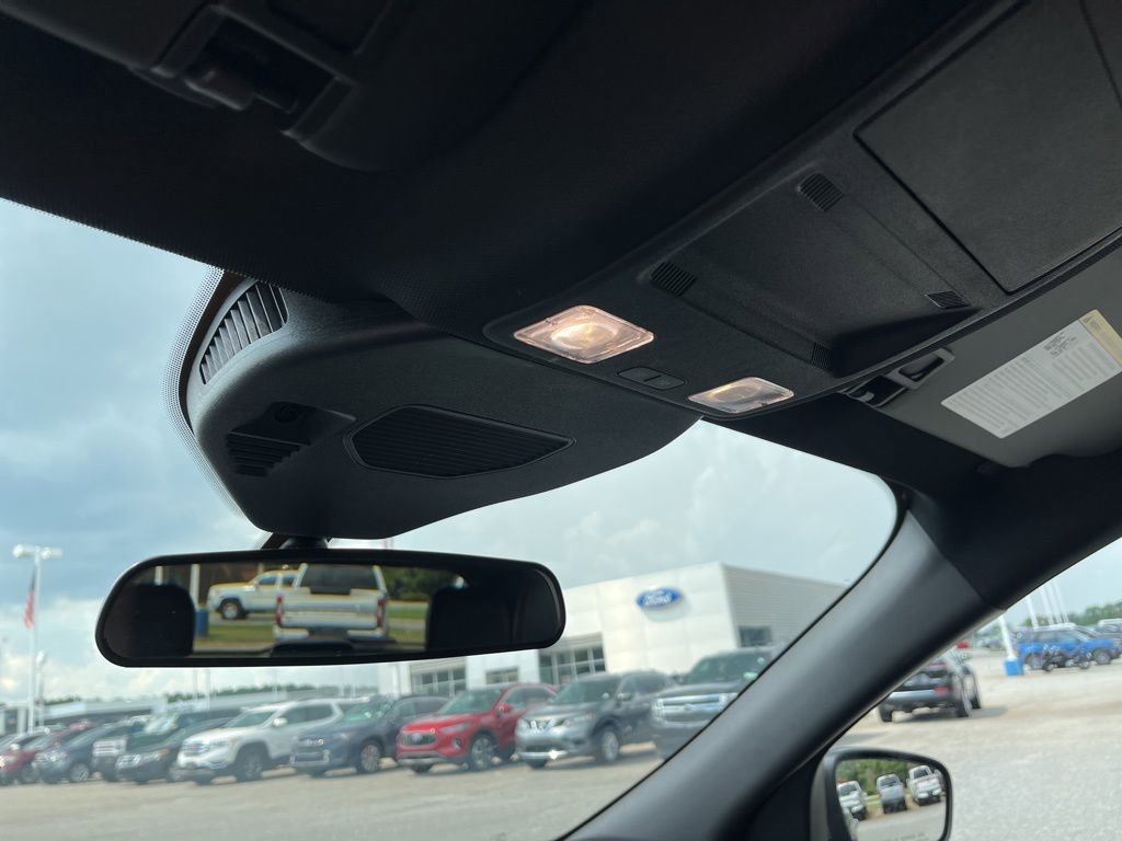 Used 2024 Ford Escape ST-Line Select w/ Tech Pack #2 image 18