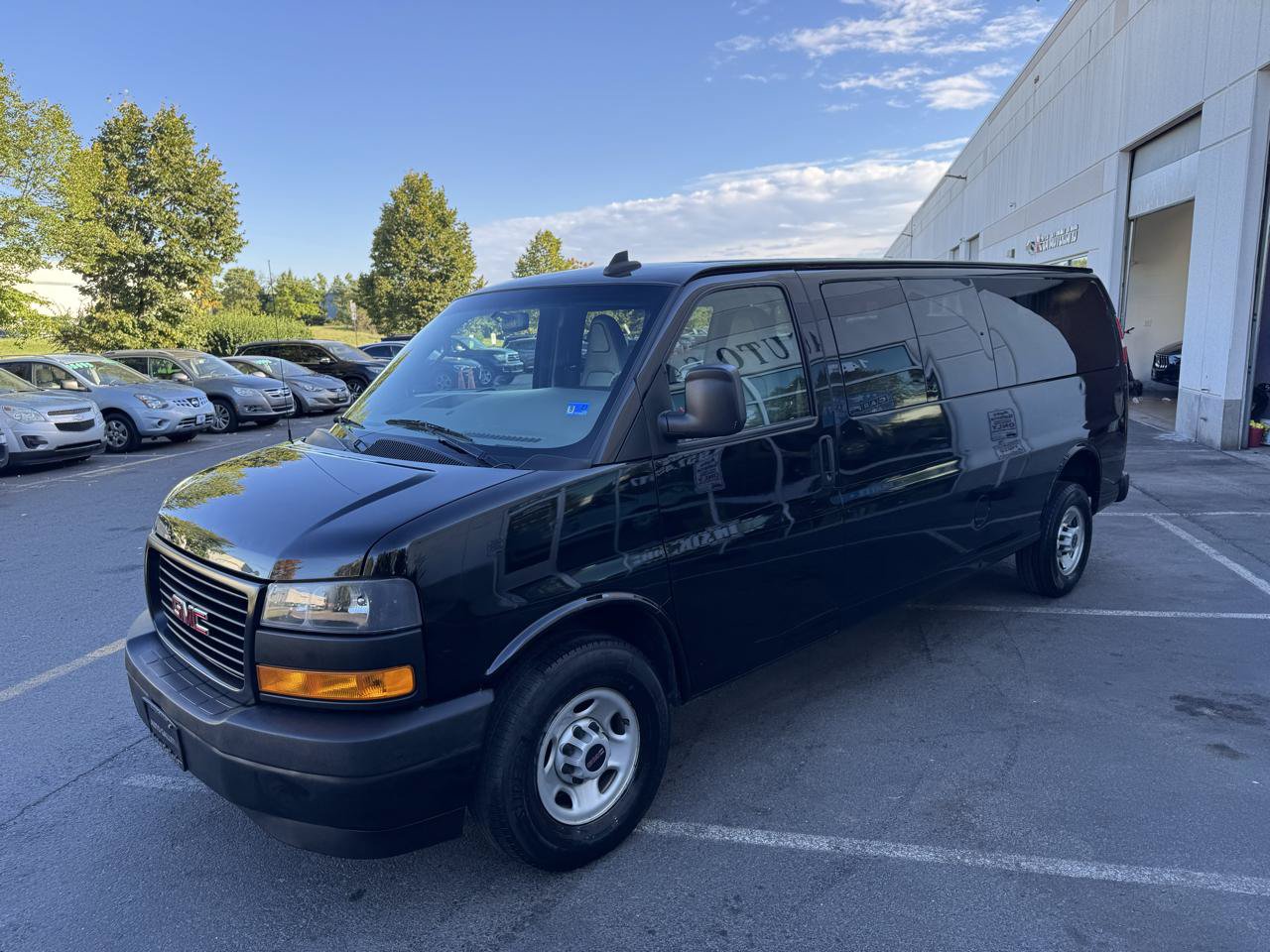 Used 2020 GMC Savana 3500 LS RWD image 26