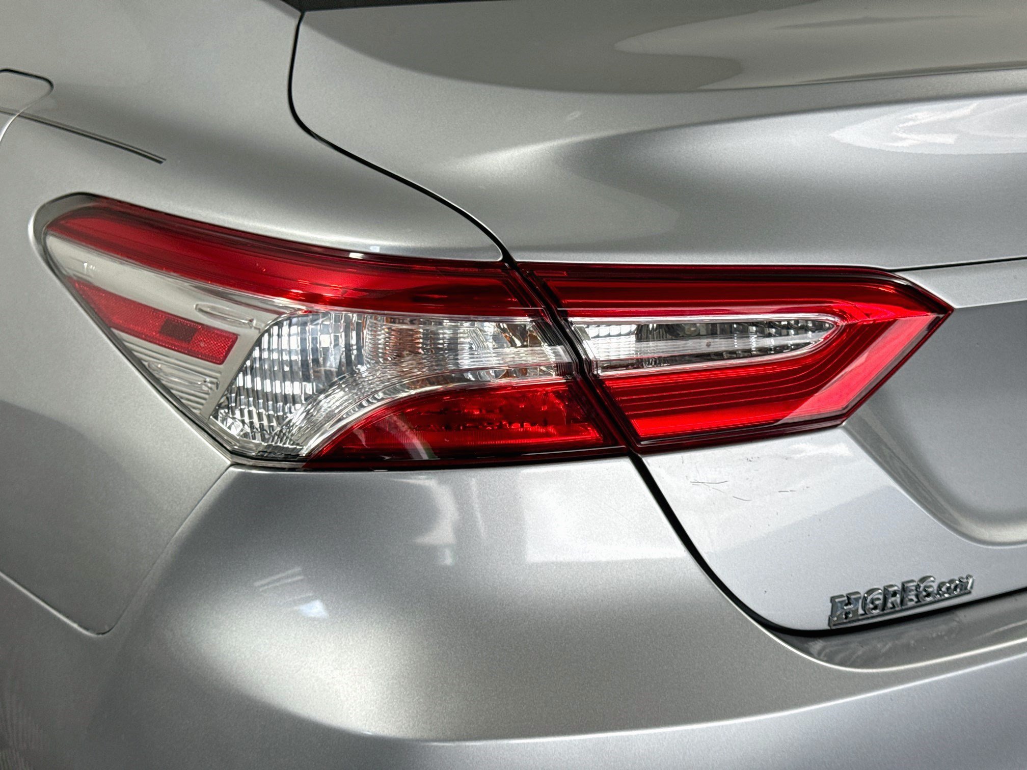 Used 2020 Toyota Camry LE FWD image 35