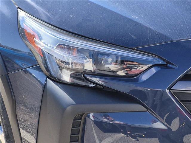 Used 2024 Subaru Outback Premium AWD/4WD image 3