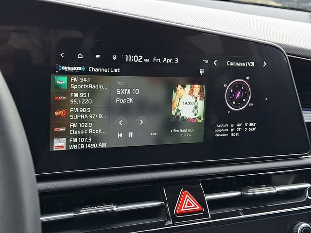 Certified 2025 Kia Niro EX w/ EX Cold Weather Package image 15