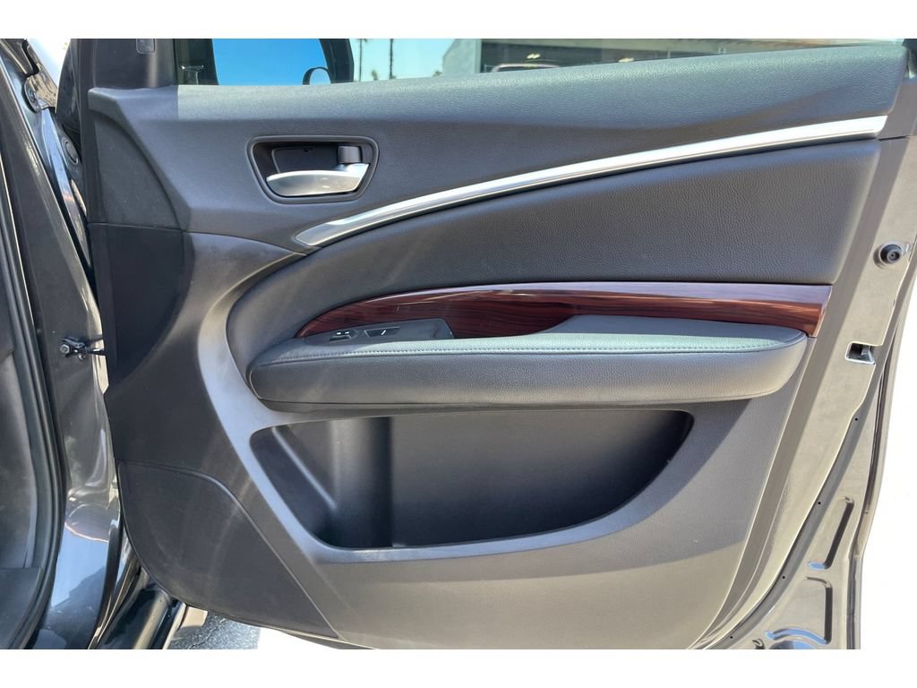 Used 2016 Acura MDX SH-AWD w/ Technology Package image 21