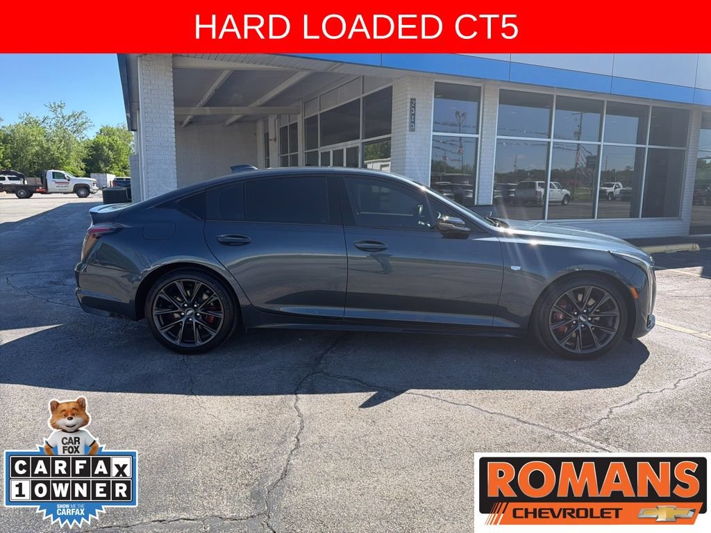 Used 2025 Cadillac CT5 Sport RWD image 2