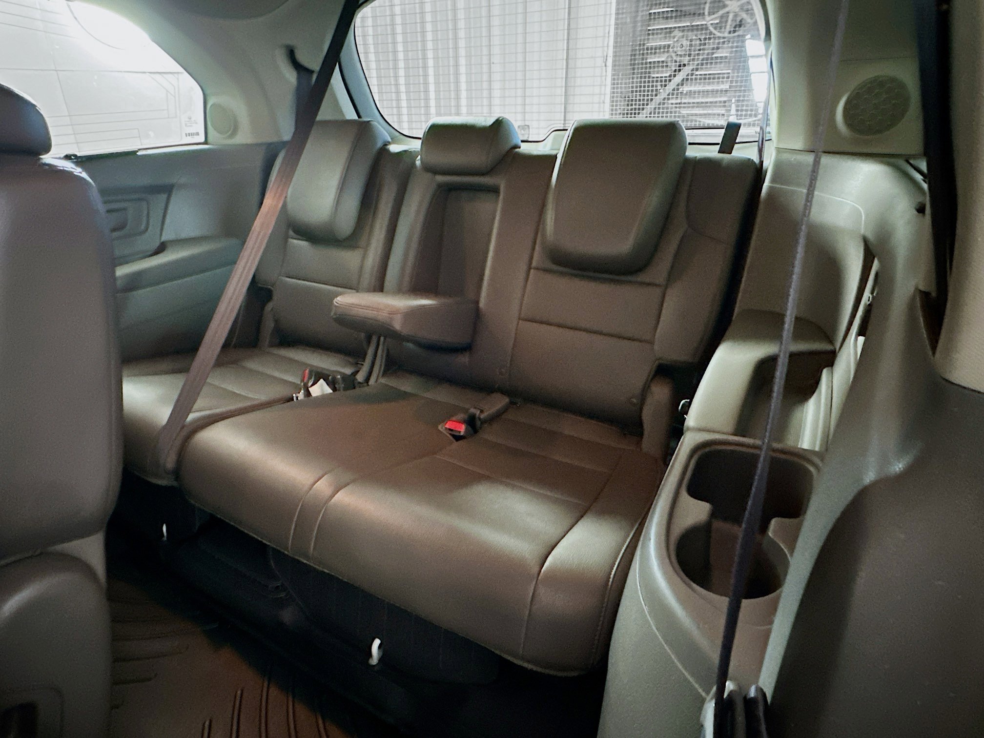 Used 2015 Honda Odyssey Touring Elite image 28