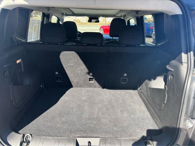 Used 2020 Jeep Renegade Trailhawk w/ Cold Weather Group image 9