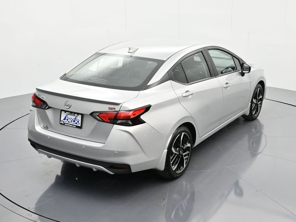 New 2025 Nissan Versa SR w/ Trunk Package FWD image 30