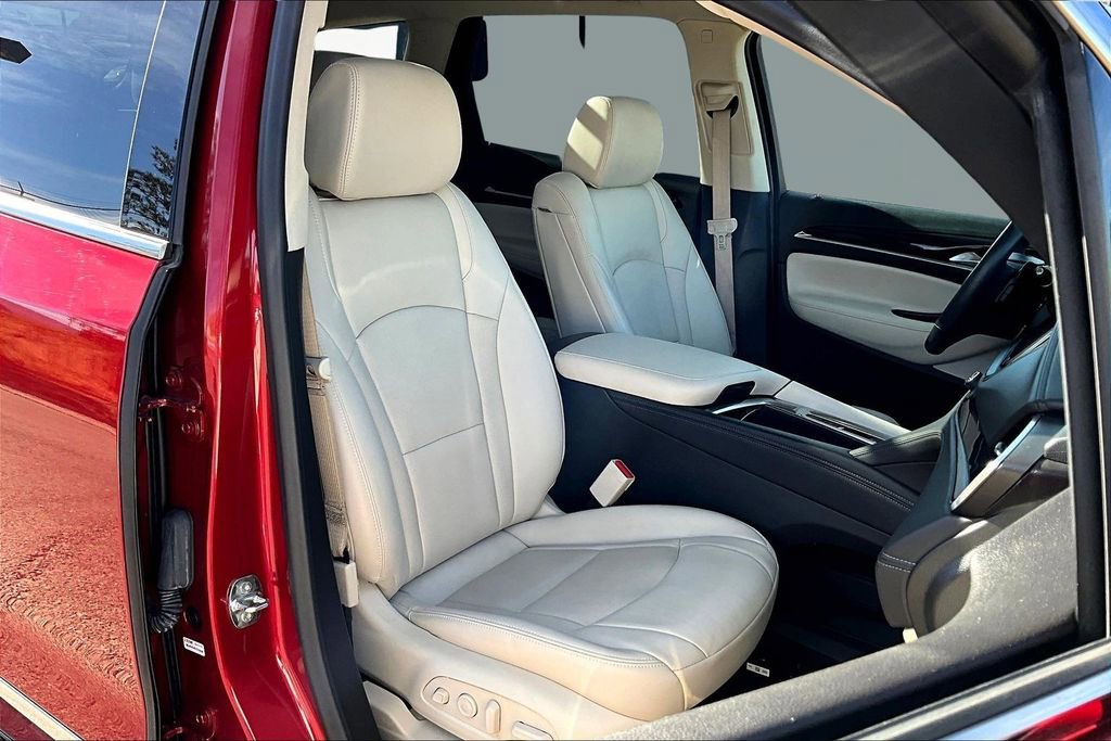 Used 2022 Buick Enclave Premium w/ Experience Buick Package image 7