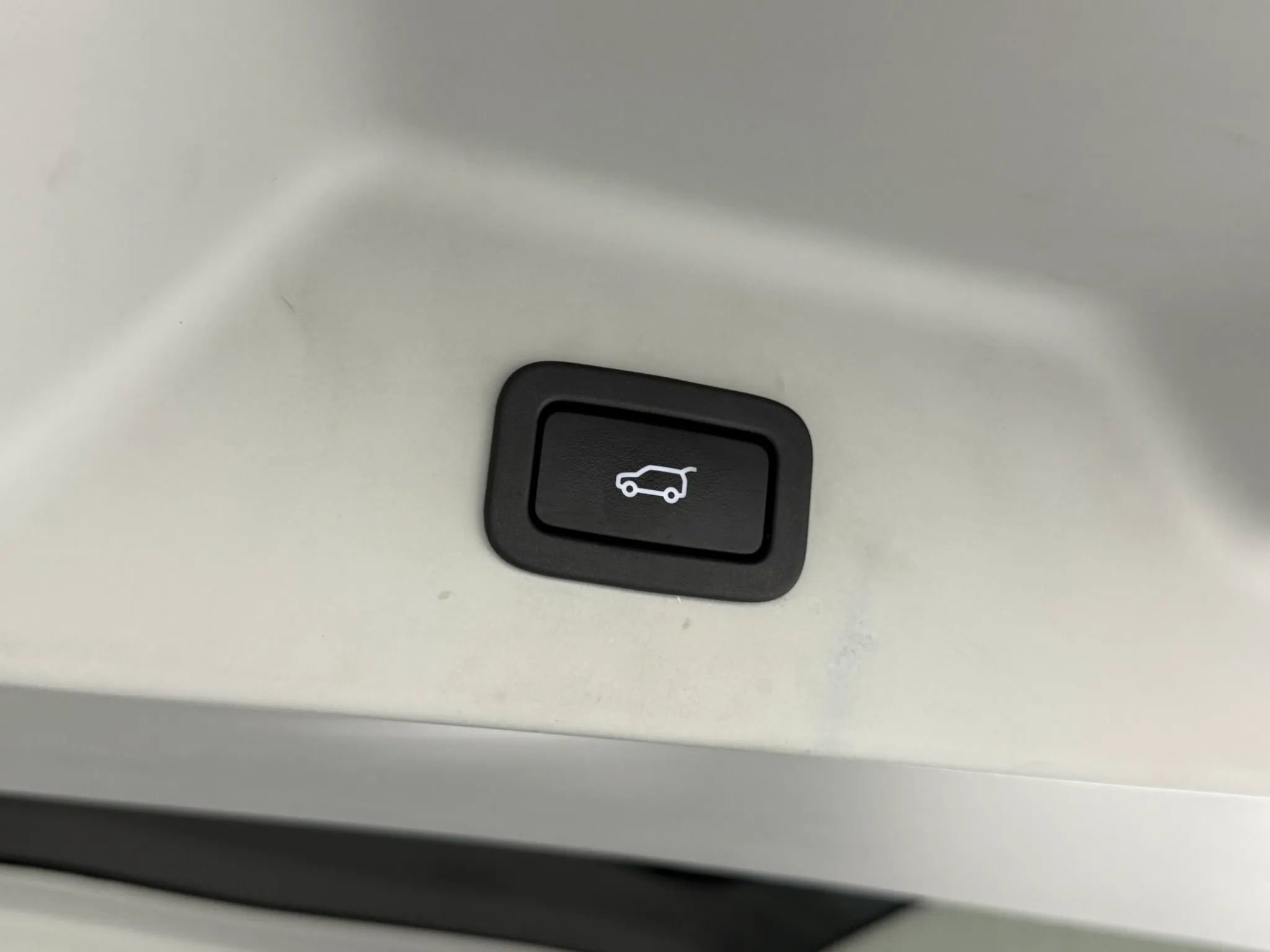 Used 2018 Land Rover Range Rover Supercharged image 56