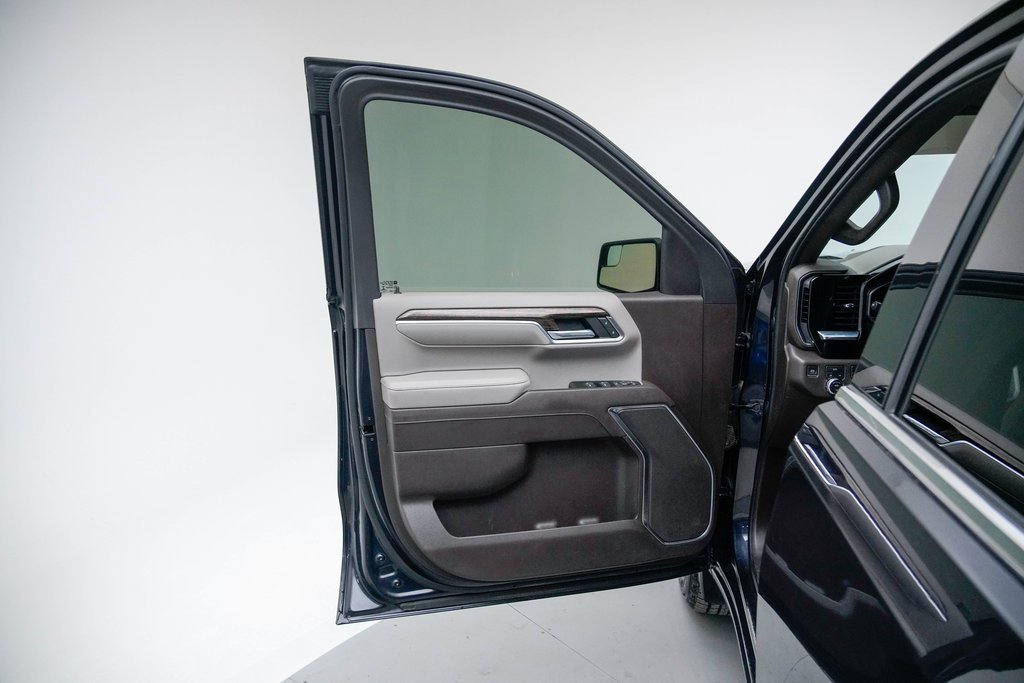 Used 2022 GMC Sierra 1500 SLE image 22