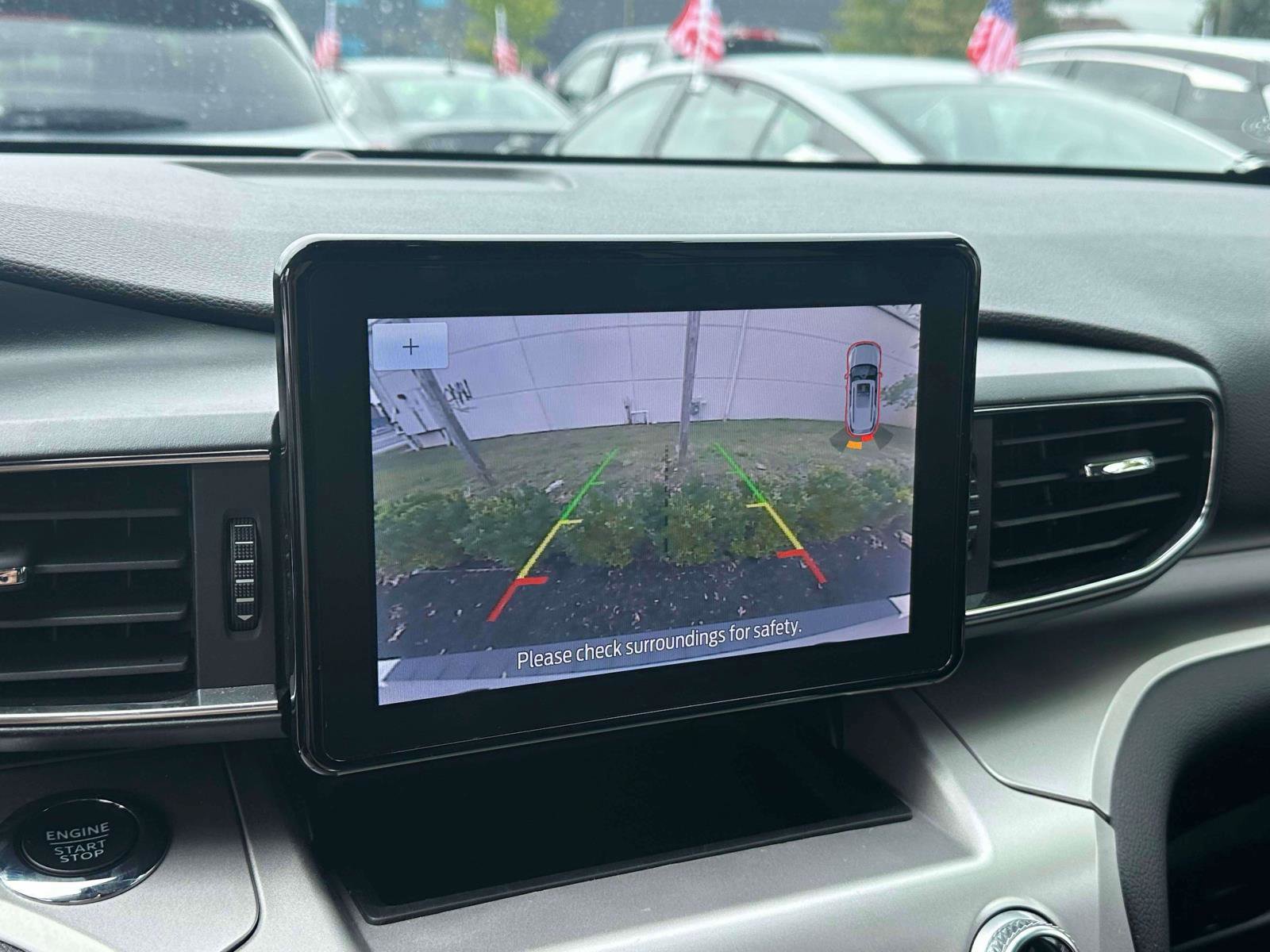 Used 2022 Ford Explorer XLT w/ Equipment Group 202A image 29