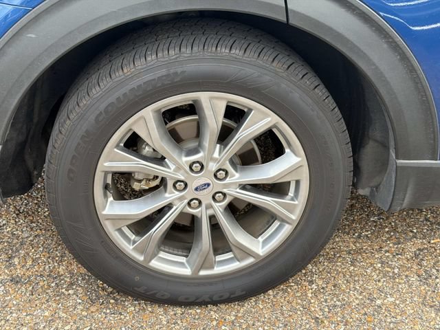Used 2022 Ford Explorer Limited w/ Equipment Group 301A RWD image 5