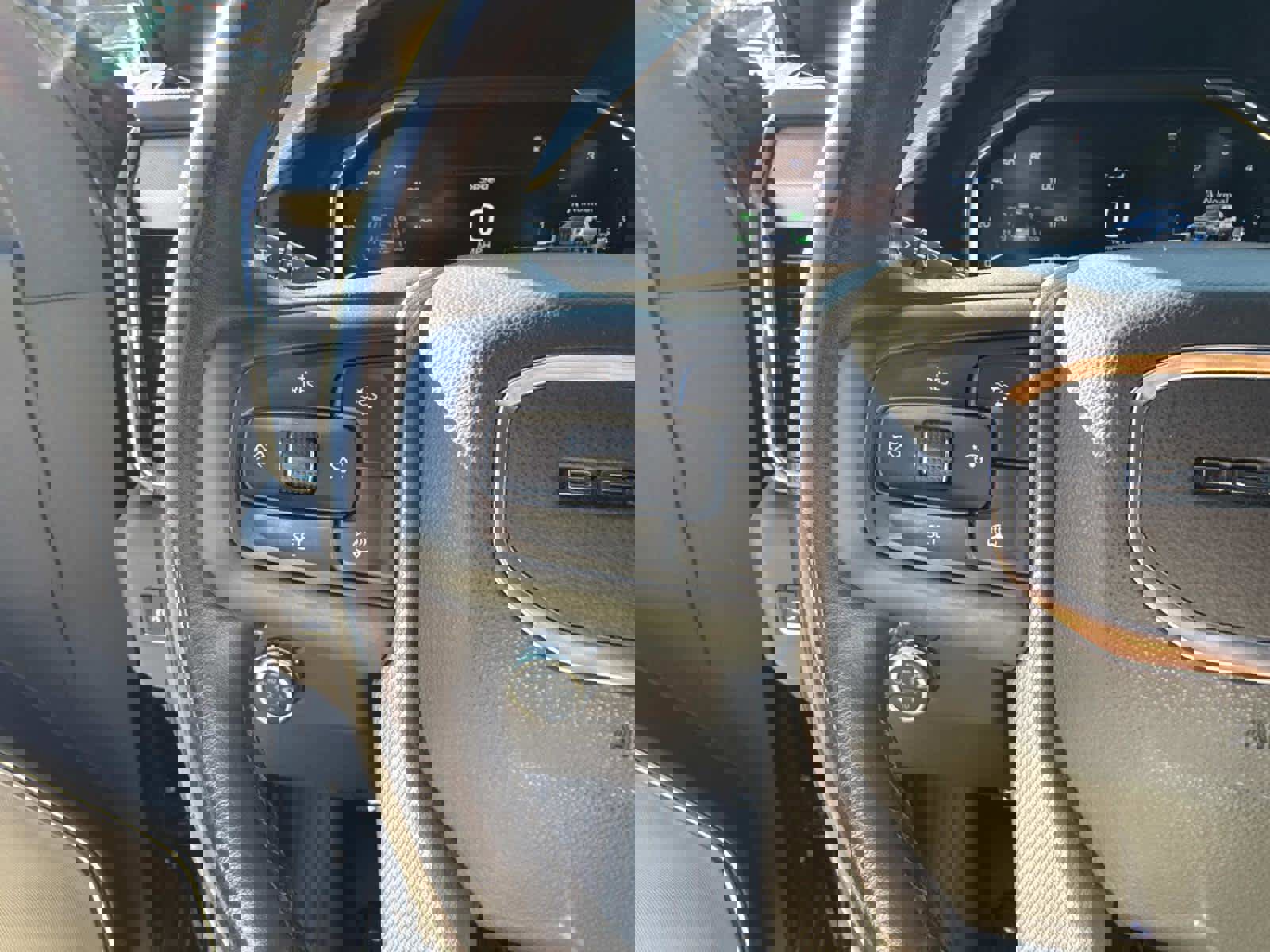 Used 2024 GMC Sierra 2500 Denali w/ Denali Reserve Package image 40