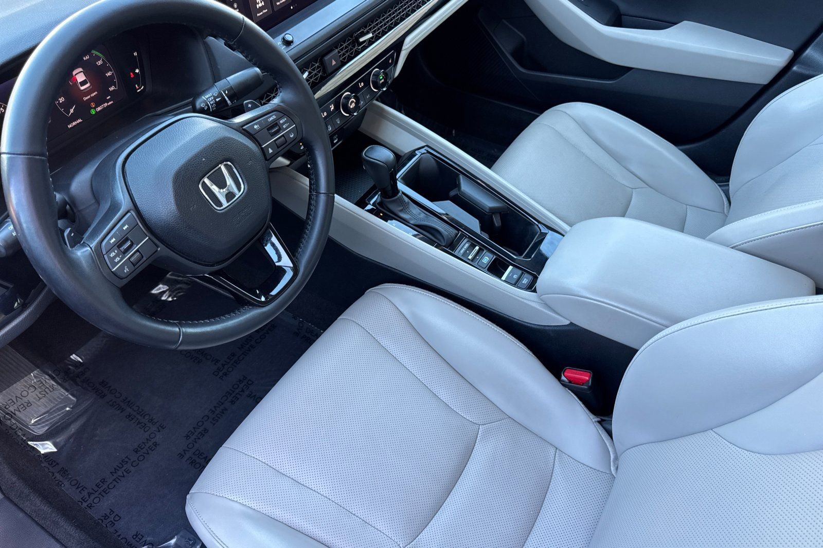 Certified 2024 Honda Accord EX-L image 9
