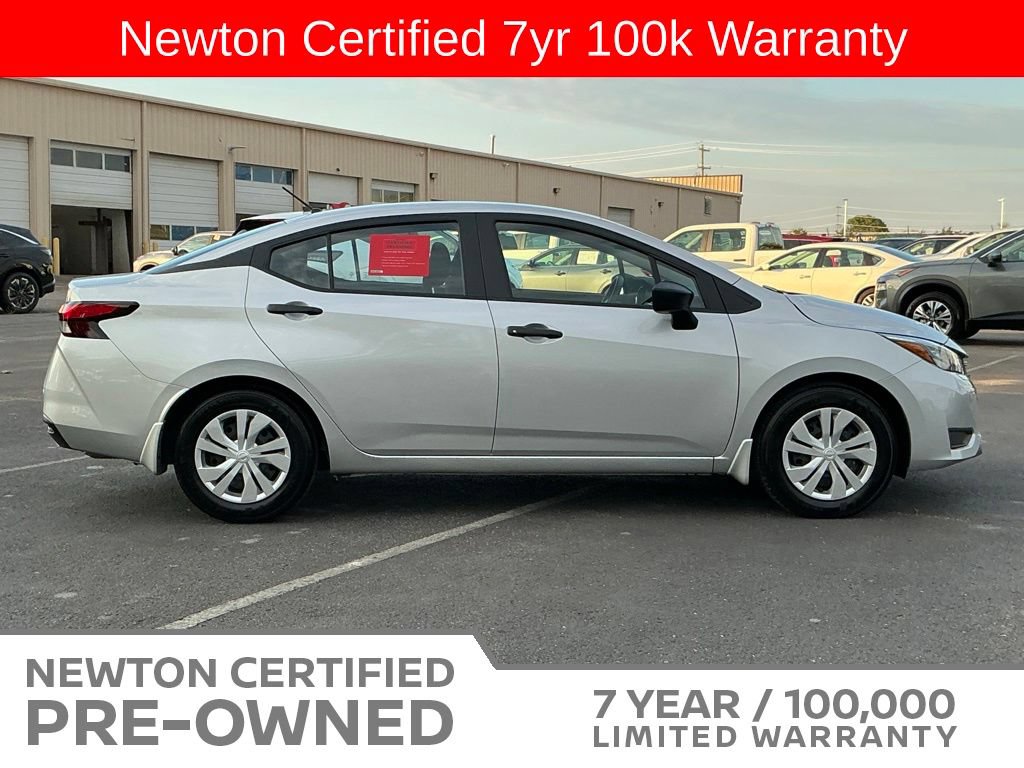Used 2025 Nissan Versa S w/ Trunk Package FWD image 4
