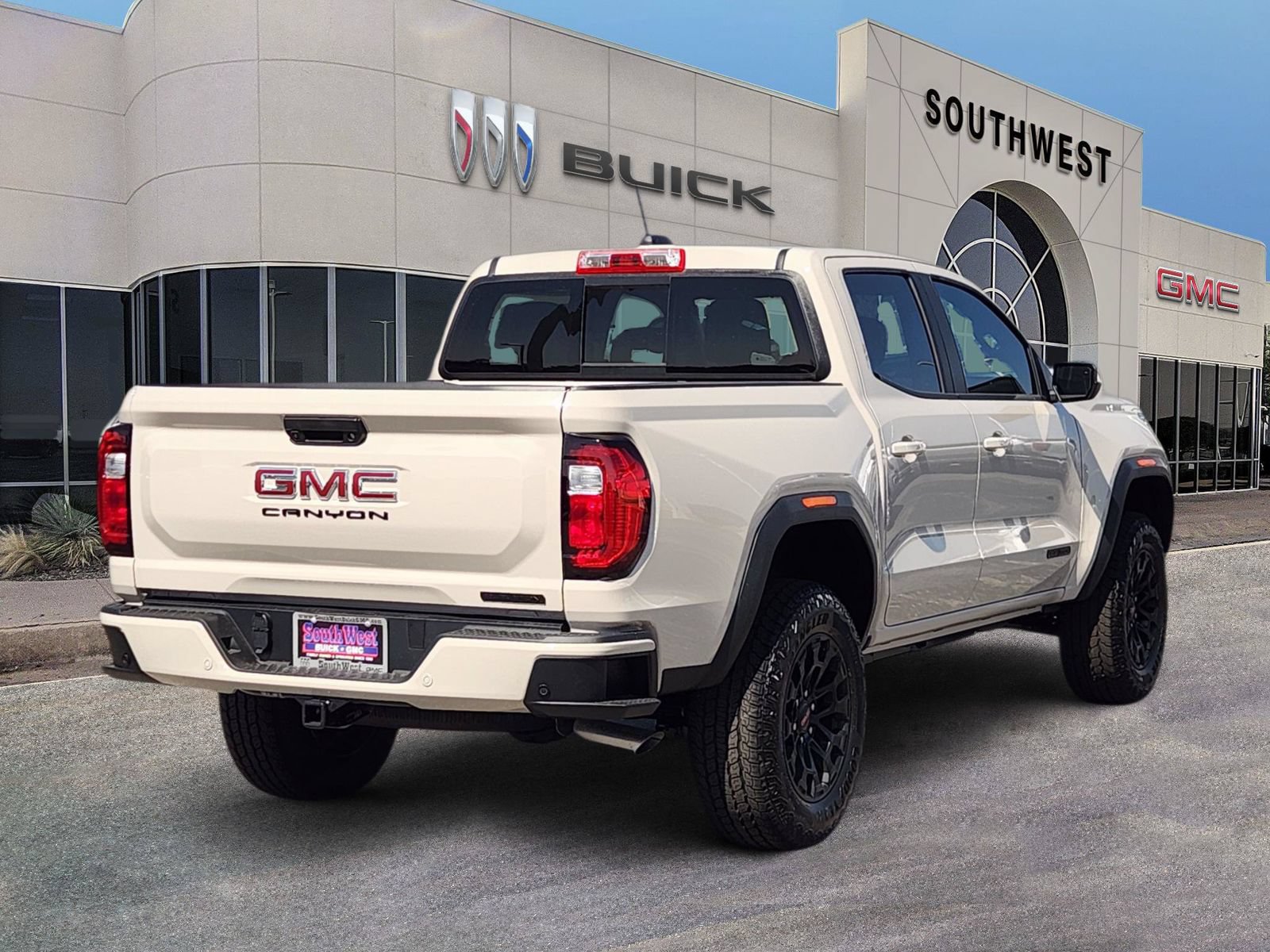 New 2026 GMC Canyon Elevation w/ Convenience Package RWD image 5