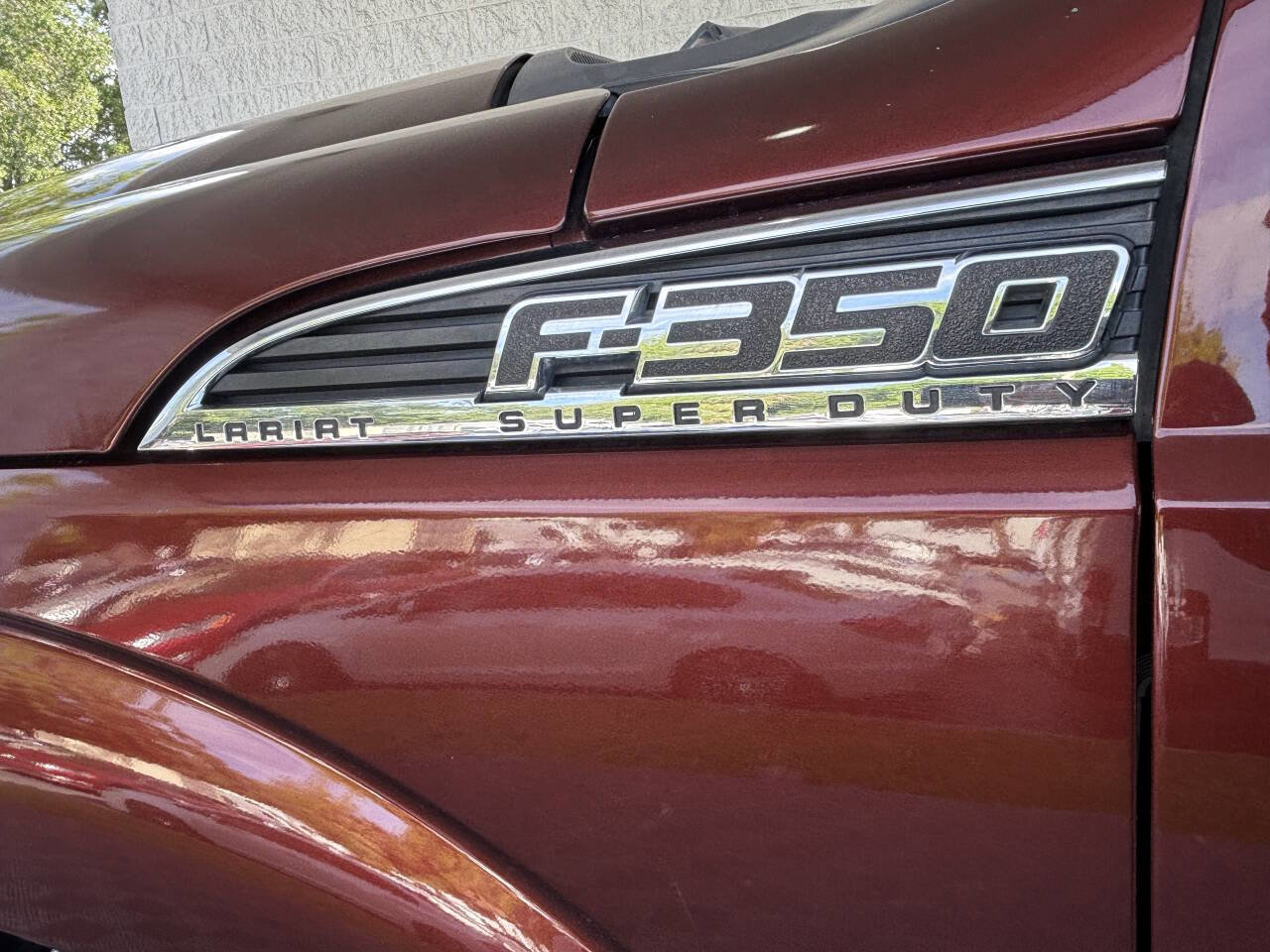 Used 2015 Ford F350 Lariat w/ Lariat Interior Package image 4