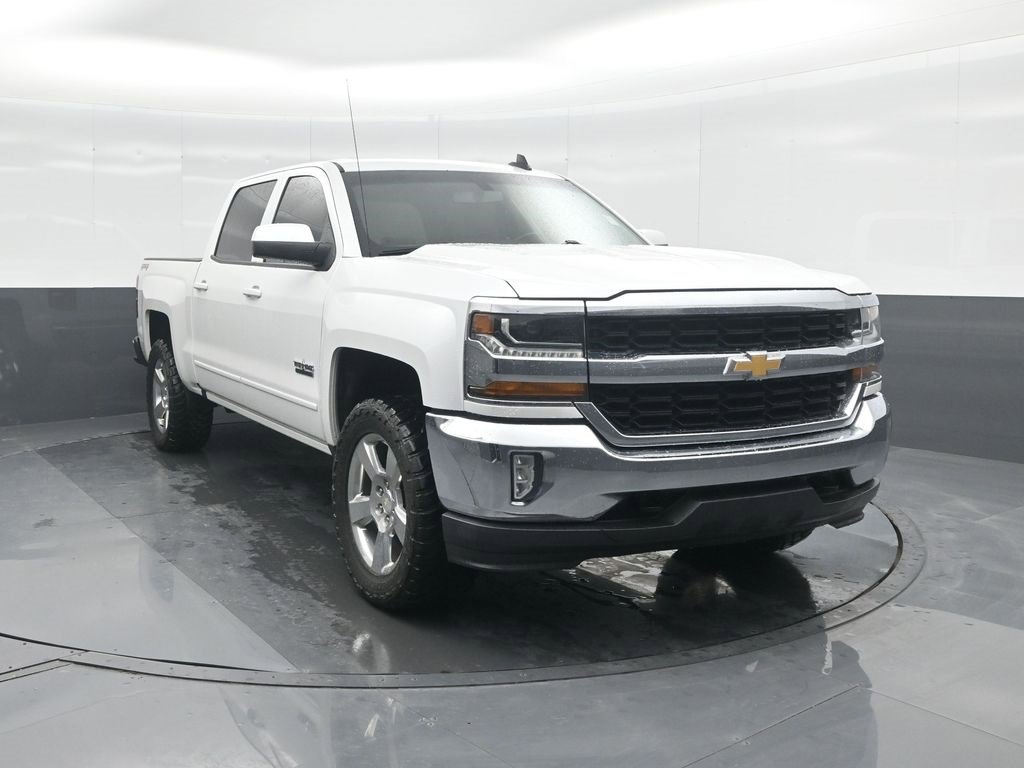 Used 2018 Chevrolet Silverado 1500 LT w/ Texas Edition image 8