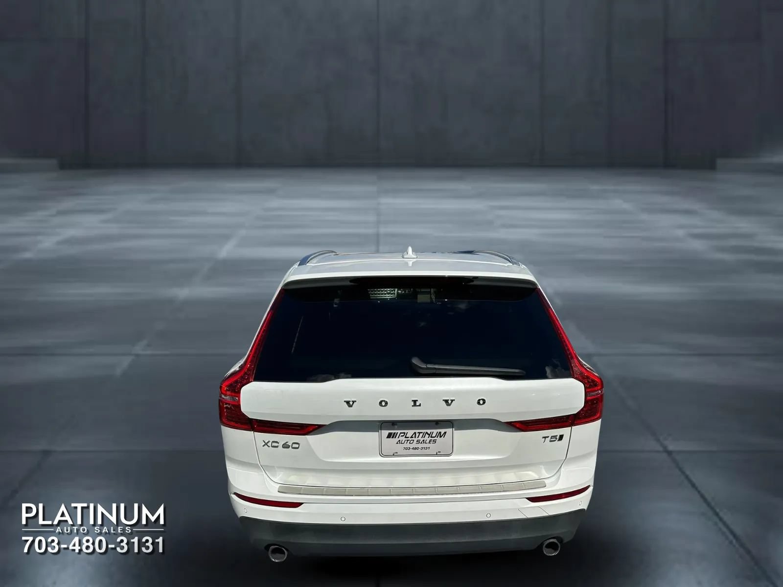 Used 2019 Volvo XC60 T5 Momentum w/ Multimedia Package AWD/4WD image 6