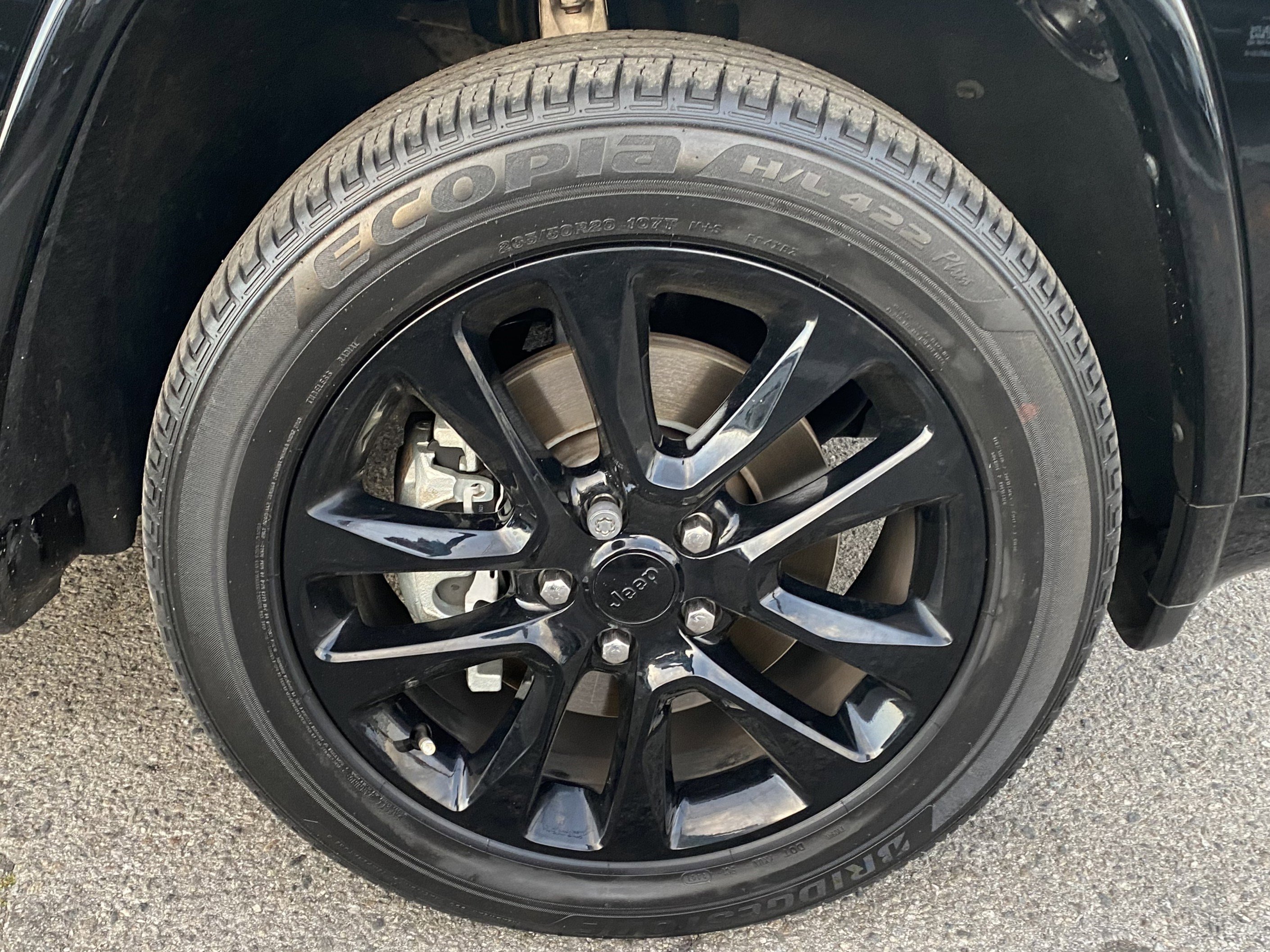 Used 2022 Jeep Grand Cherokee Laredo X image 23