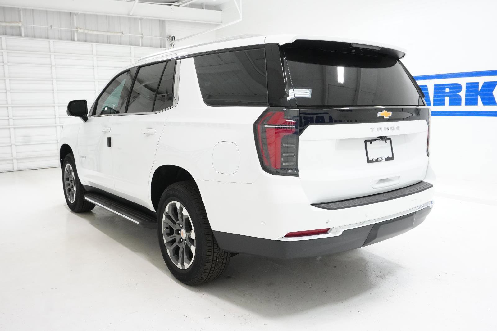 New 2026 Chevrolet Tahoe LS image 9