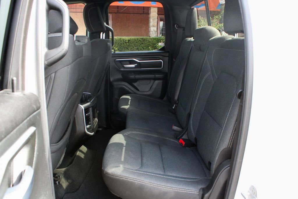 Used 2021 RAM 1500 Big Horn AWD/4WD image 32