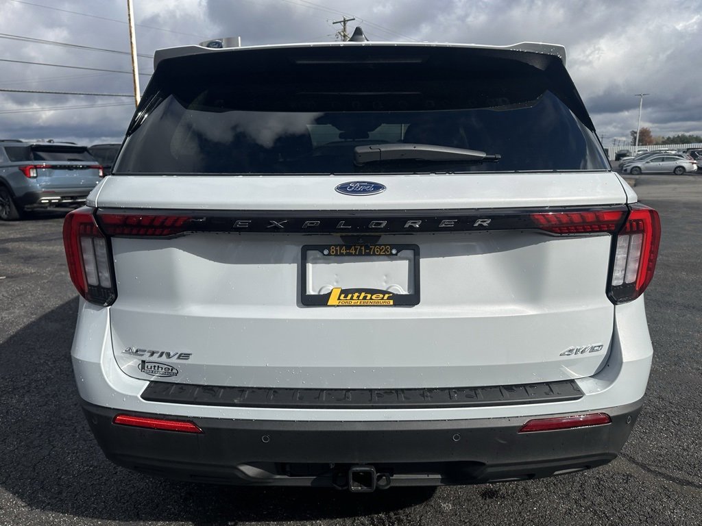 New 2026 Ford Explorer Active image 4