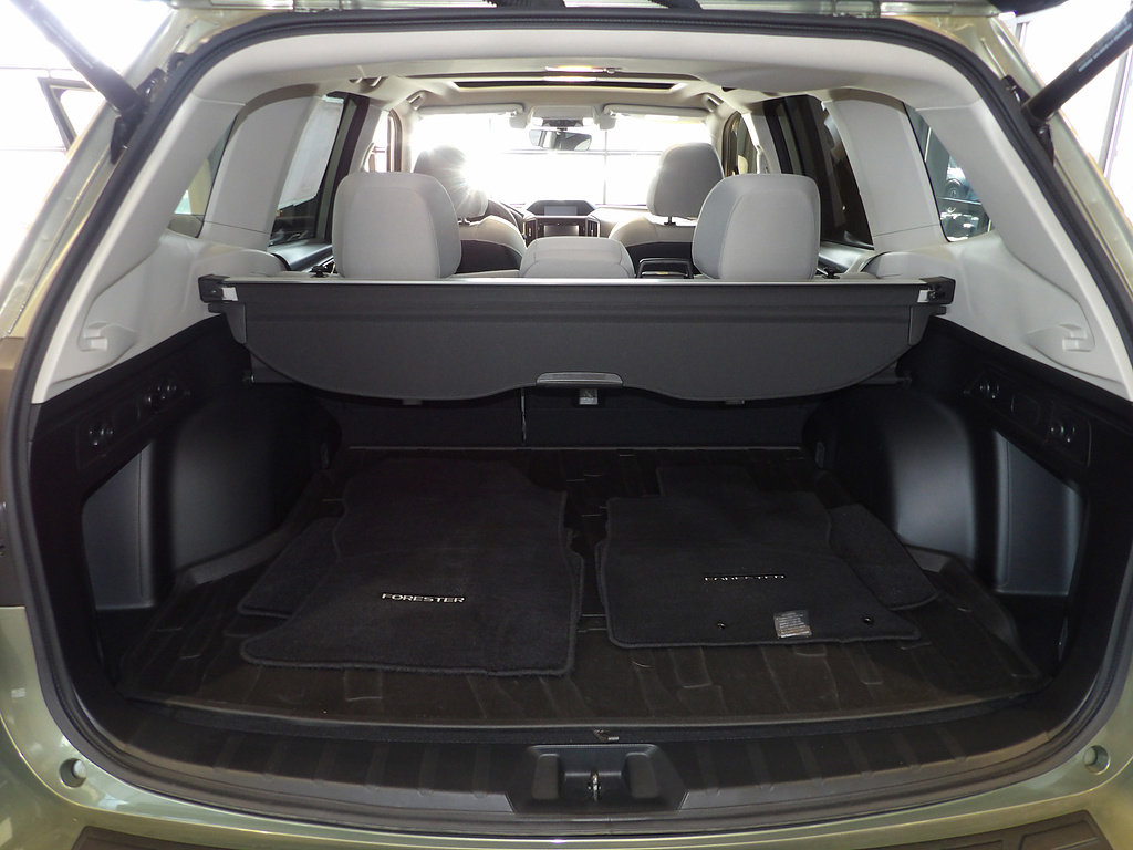 Used 2021 Subaru Forester Premium w/ Popular Package #1 AWD/4WD image 19