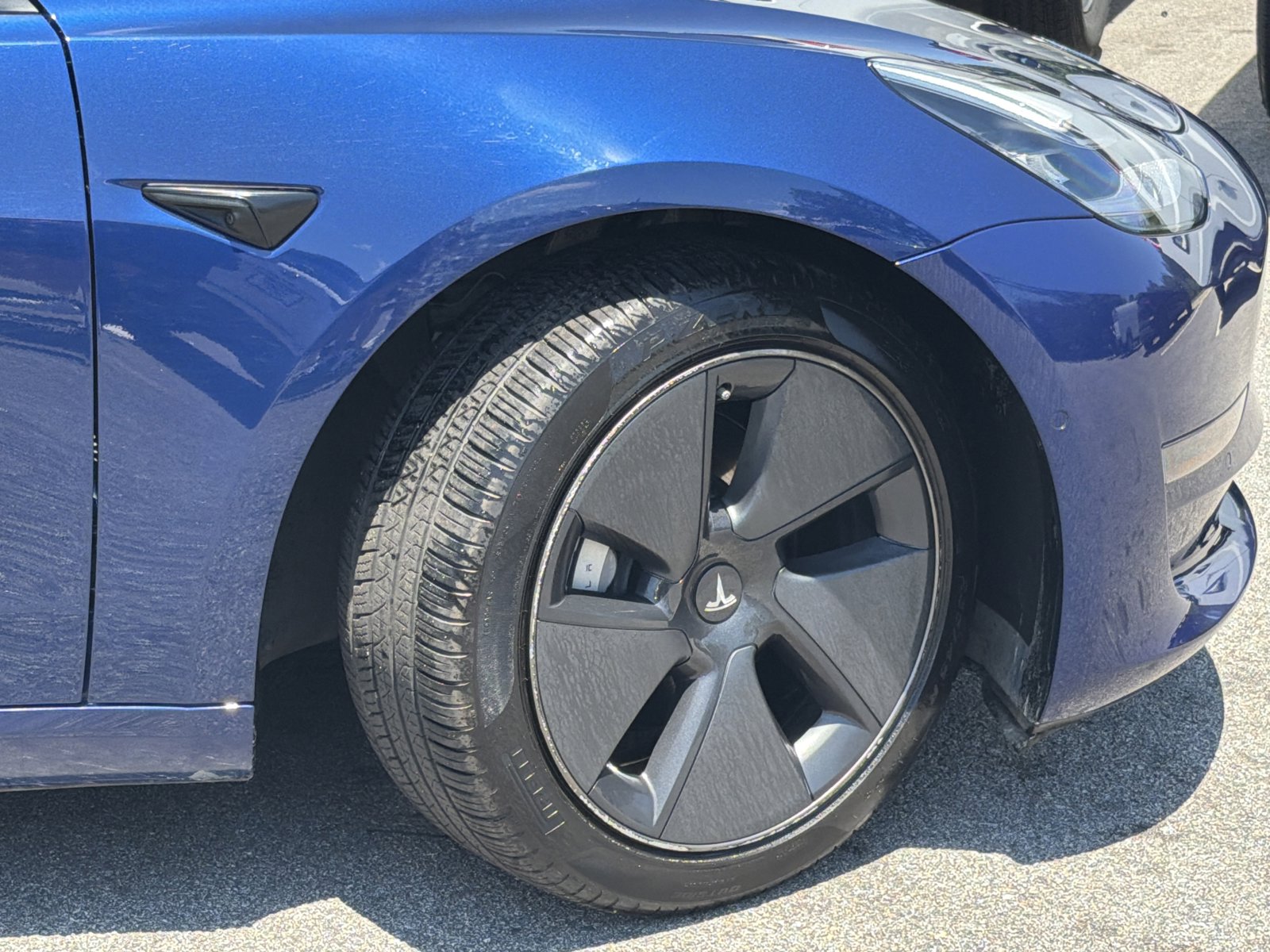 Used 2021 Tesla Model 3 Standard Range Plus RWD image 5