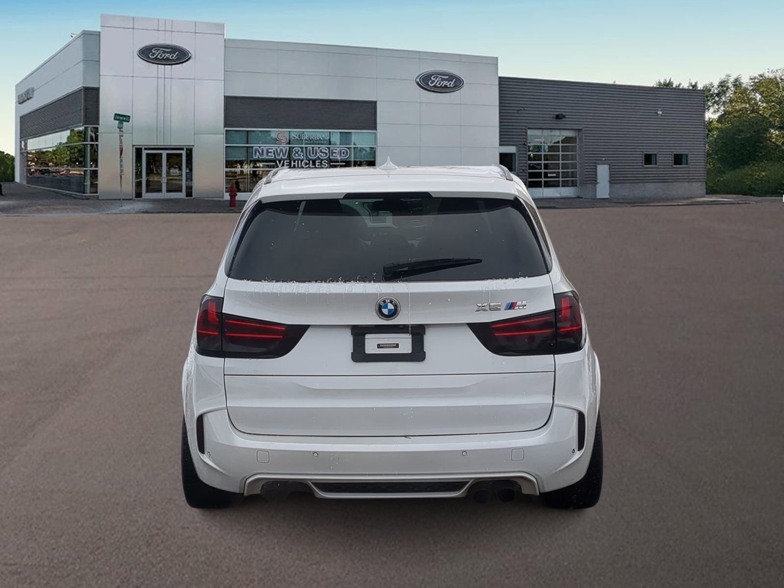 Used 2017 BMW X5 M image 10