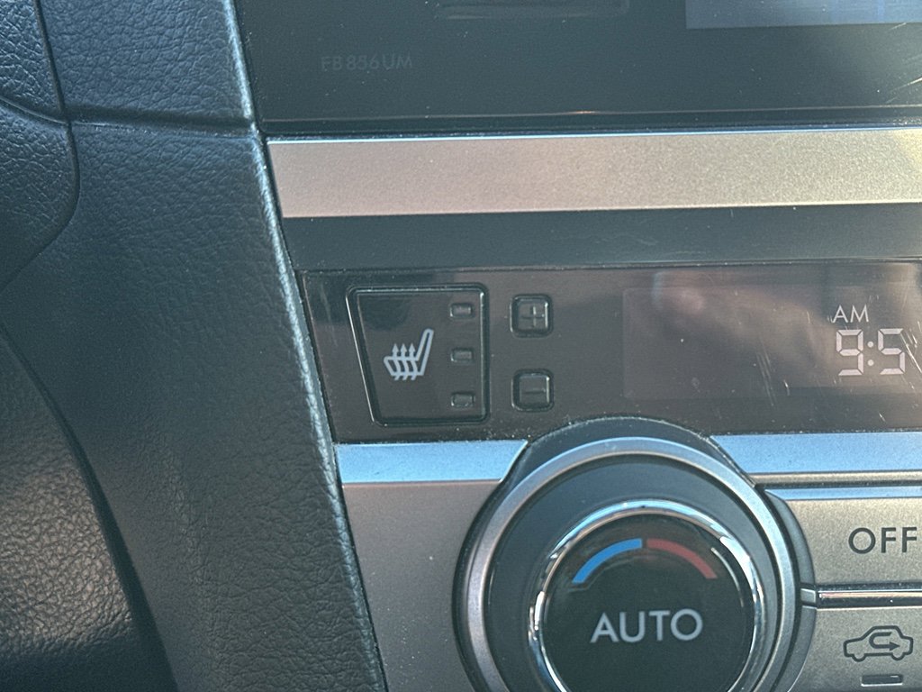 Used 2017 Subaru Outback 2.5i Premium image 21