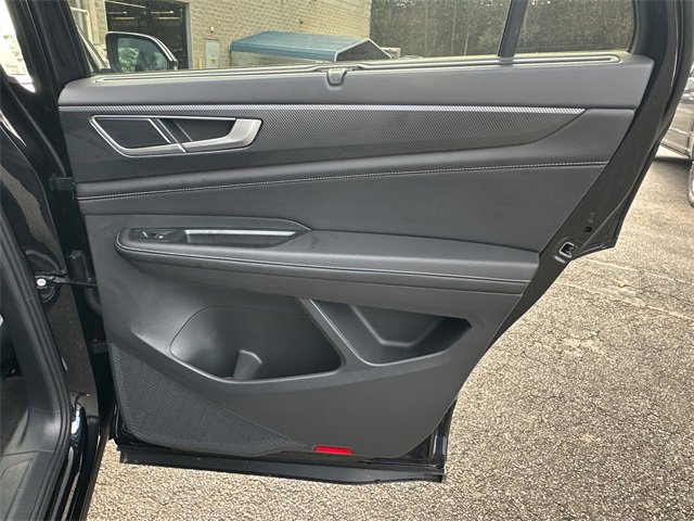 Certified 2025 Volkswagen Atlas Cross Sport SEL image 16