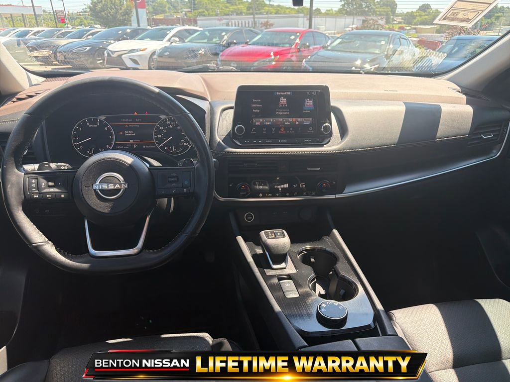 Used 2023 Nissan Rogue SV w/ SV Premium B Package AWD/4WD image 13