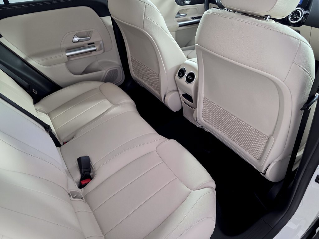 Certified 2024 Mercedes-Benz GLA 250 image 28