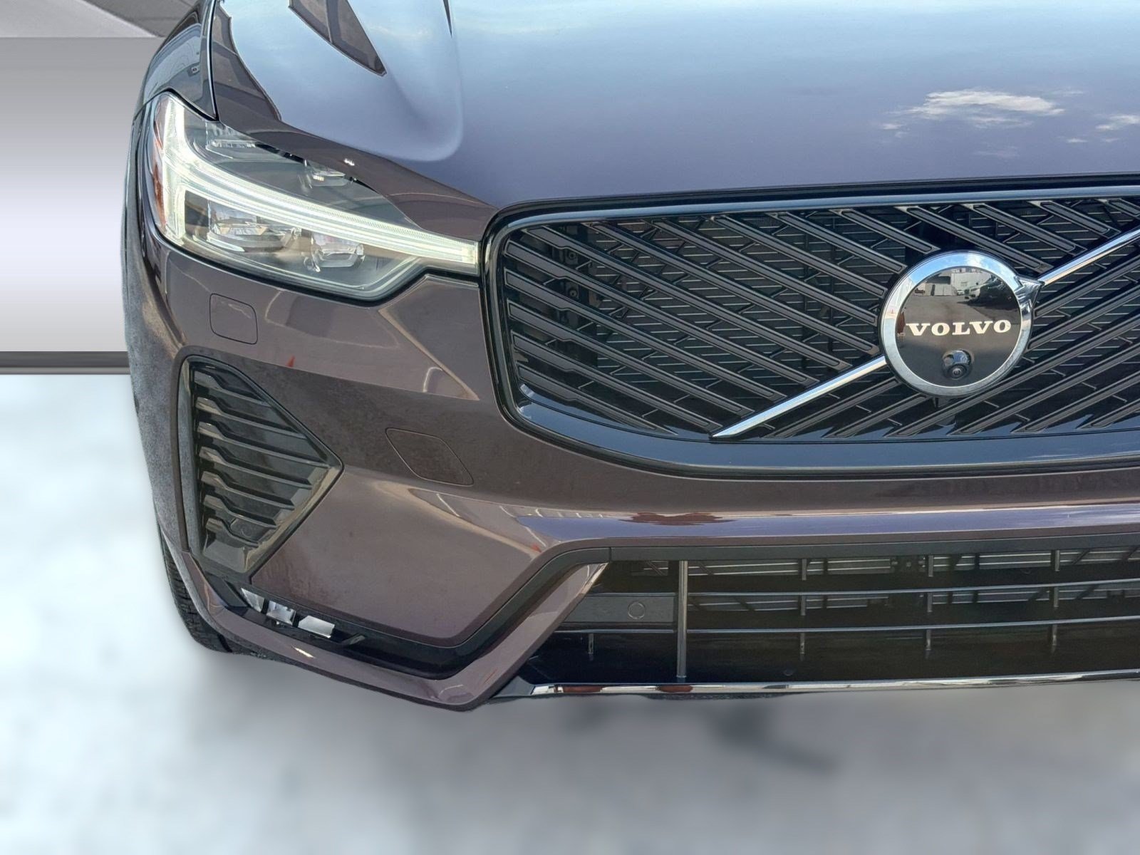 New 2026 Volvo XC60 B5 Plus w/ Climate Package AWD/4WD image 11