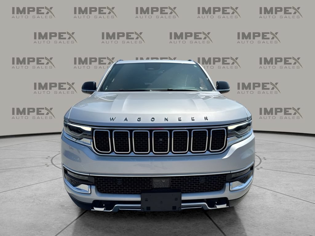 Used 2024 Jeep Wagoneer Series III w/ Premium Group I AWD/4WD image 8