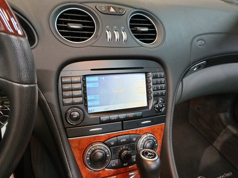 Used 2006 Mercedes-Benz SL 500 image 24