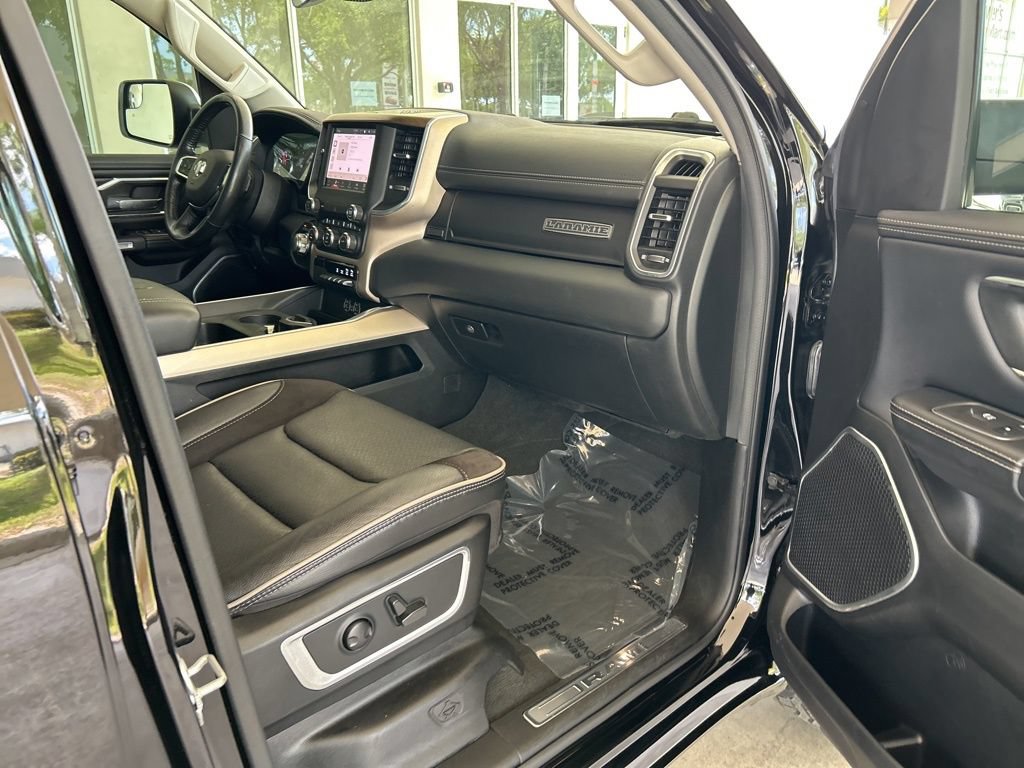 Used 2022 RAM 1500 Laramie AWD/4WD image 28