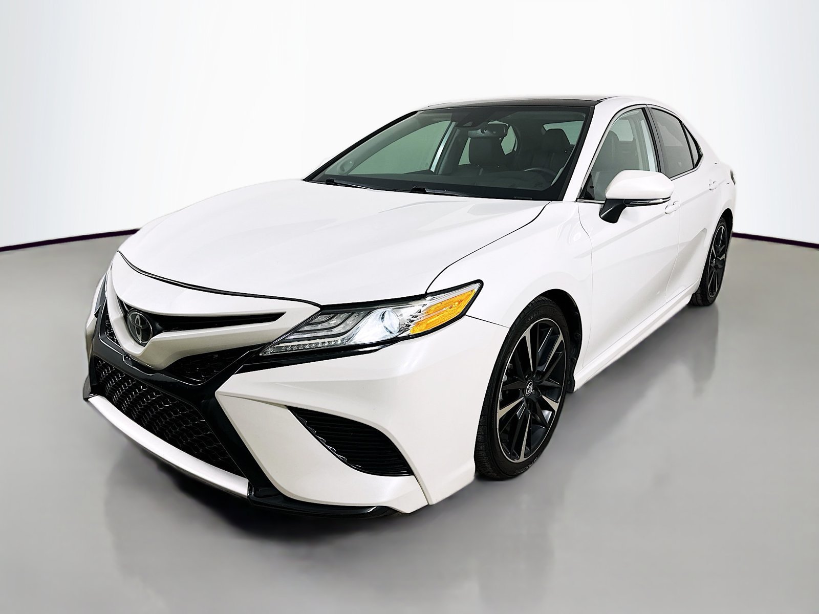 Used 2020 Toyota Camry XSE