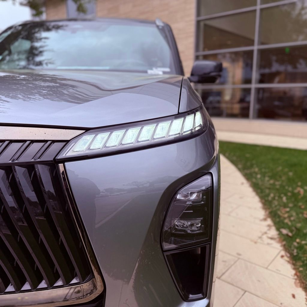 Certified 2026 INFINITI QX80 Autograph image 9