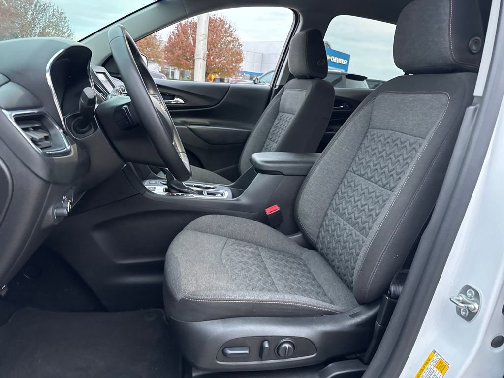 Used 2024 Chevrolet Equinox LT image 20