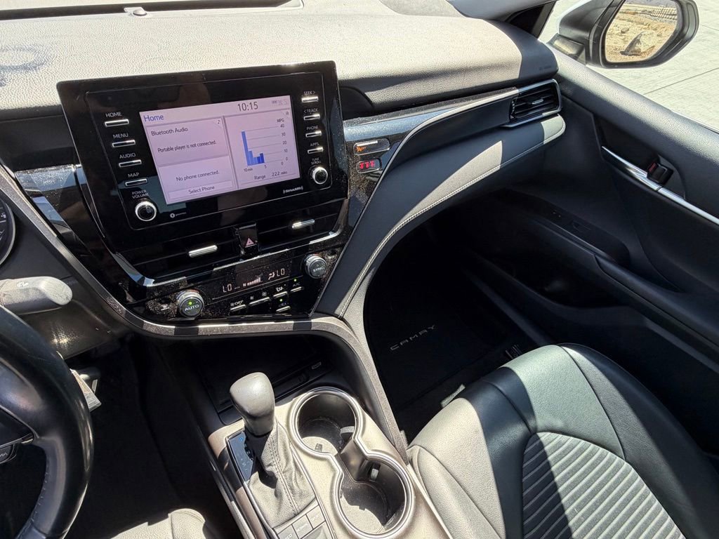 Used 2022 Toyota Camry SE w/ Carpet Mat Package (TMS) FWD image 19