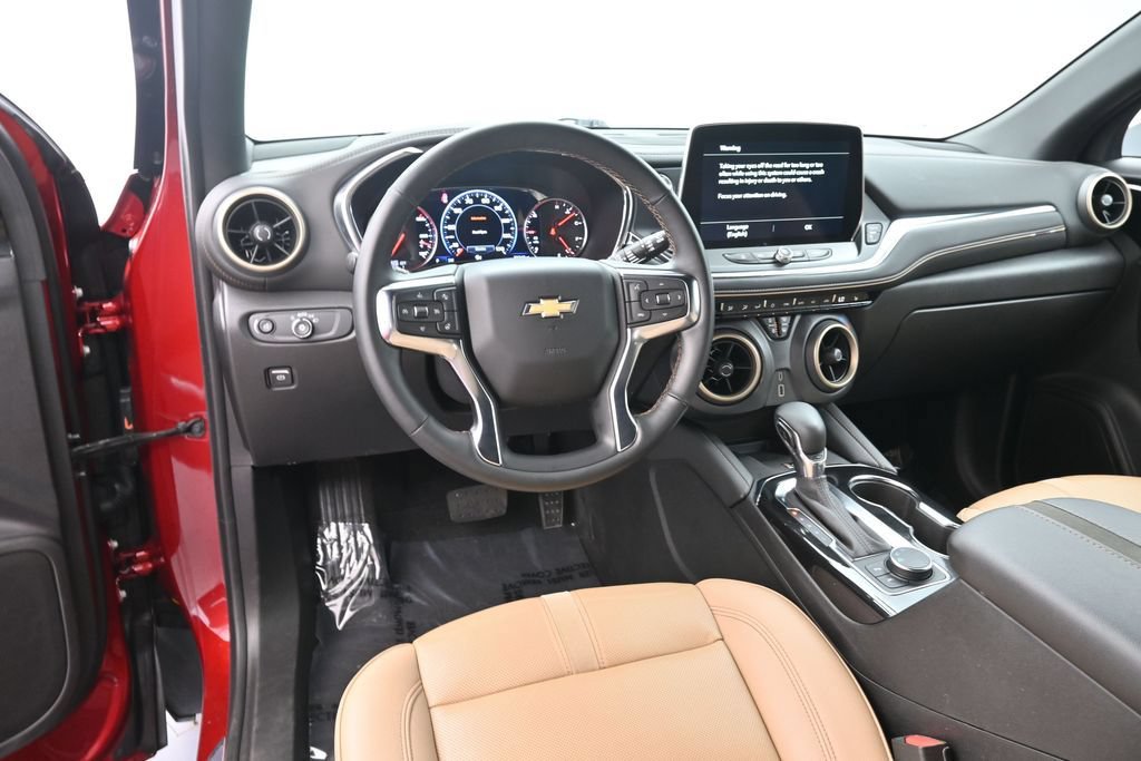 Used 2024 Chevrolet Blazer Premier w/ Driver Confidence II Package FWD image 19