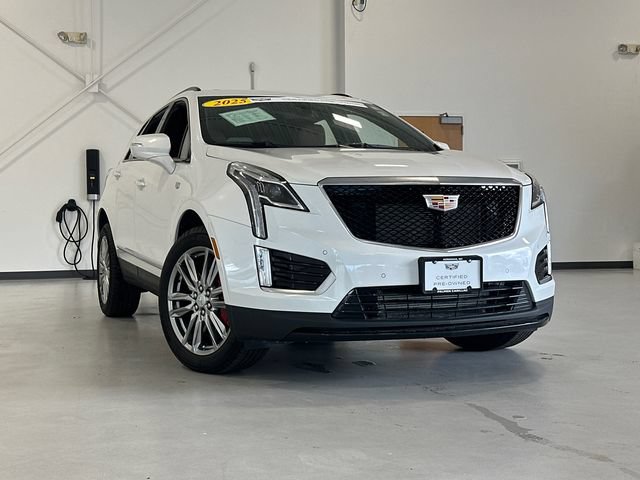 Certified 2025 Cadillac XT5 Sportv AWD/4WD image 1