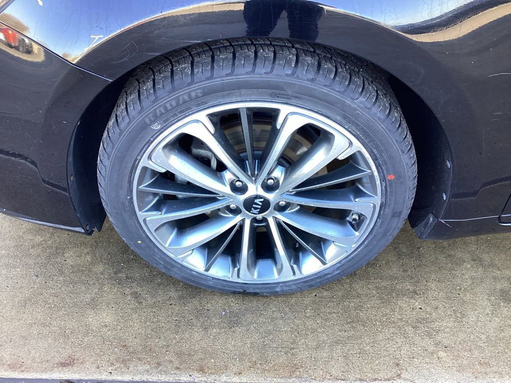 Used 2019 Kia Cadenza Technology image 31