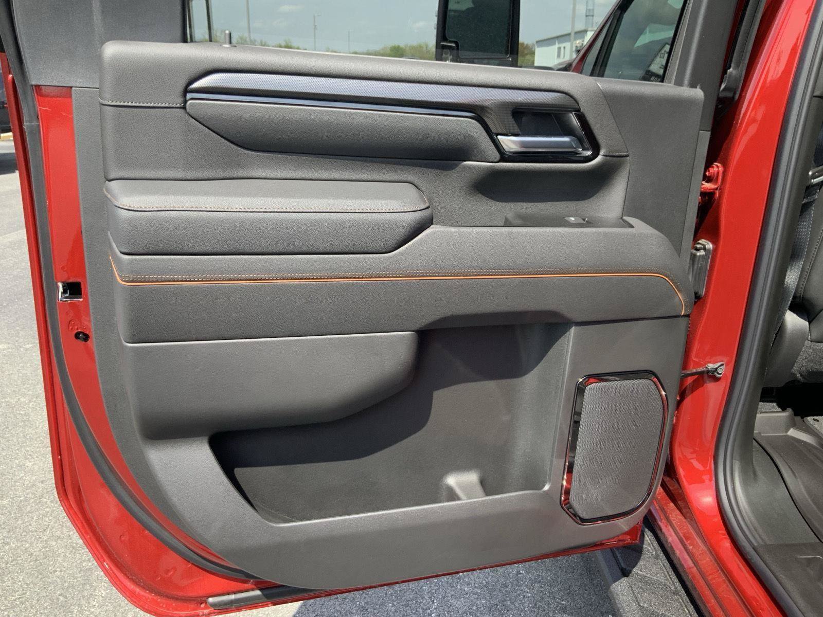 New 2026 GMC Sierra 3500 AT4 w/ AT4 Premium Plus Package AWD/4WD image 60