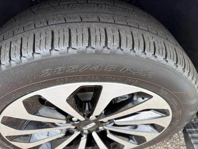 Used 2024 Lincoln Navigator Reserve AWD/4WD image 31