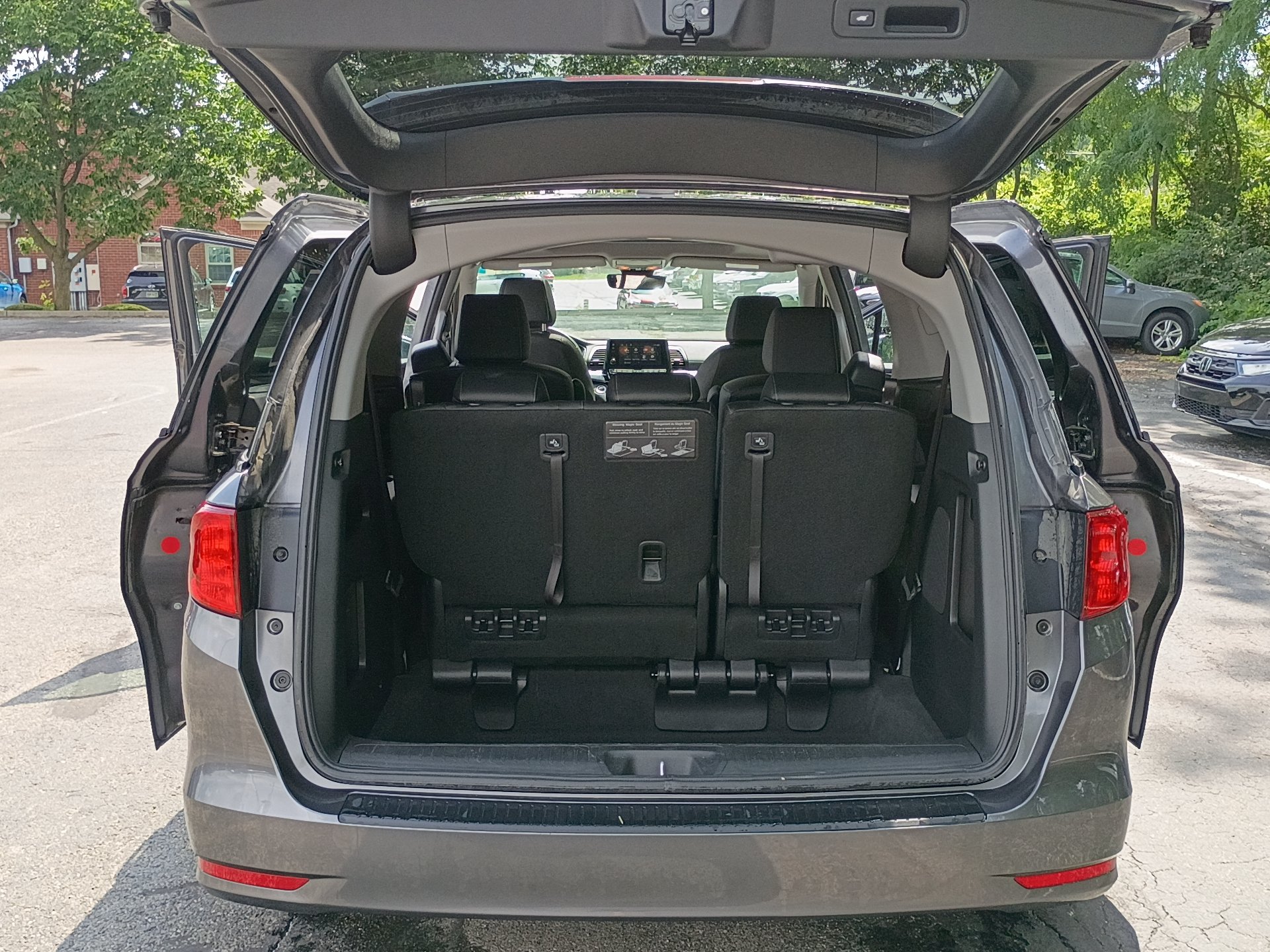 Used 2024 Honda Odyssey EX-L image 15